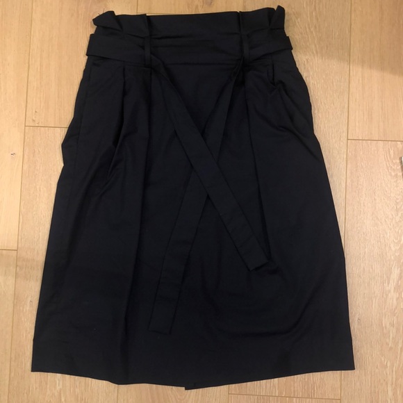 COS Skirt size6 - Picture 1 of 2